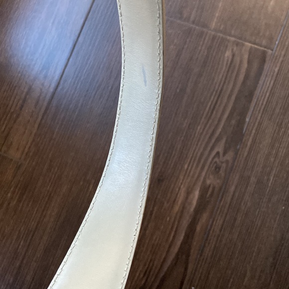 Pink Champagne Genuine Chanel Travel Ligne handbag - Picture 10 of 11